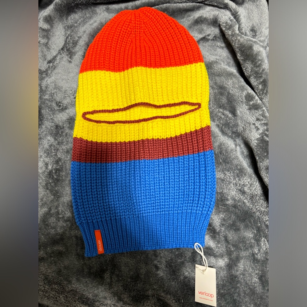 Verloop Balaclava Ski Mask MoMA design.